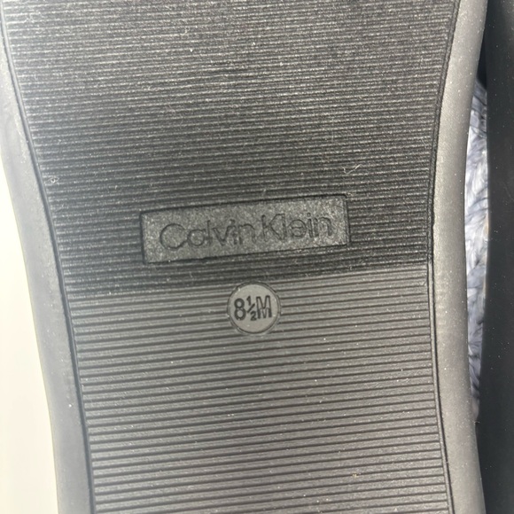 Calvin Klein Pacen Sandal 8.5 - Picture 6 of 8